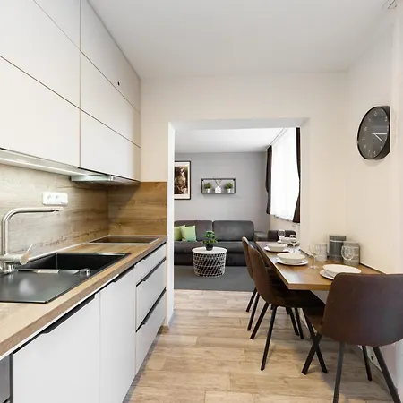 - Nella Premium Appartement *